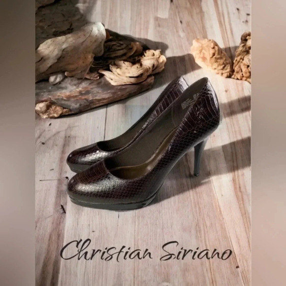 Christian Siriano Women’s Heels - Picture 2 of 15